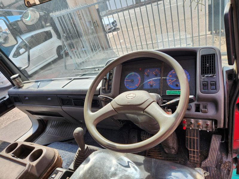  31460  HINO RANGER  1998  
