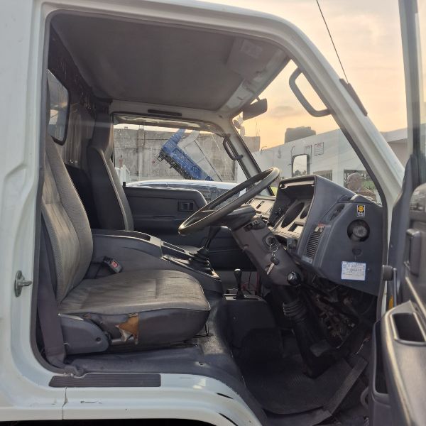  31461  TOYOTA DYNA  1994  