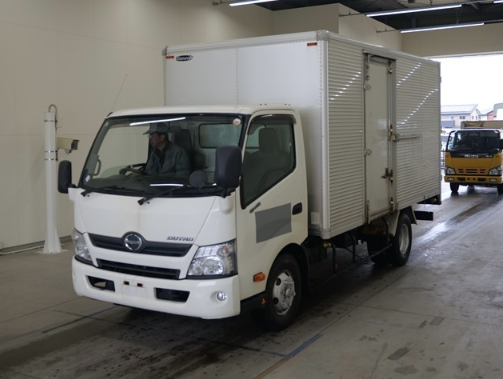  31462  HINO DUTRO  2016 