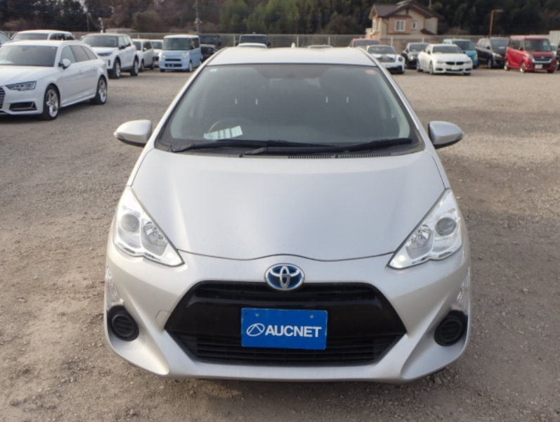  31465  TOYOTA AQUA  2017  