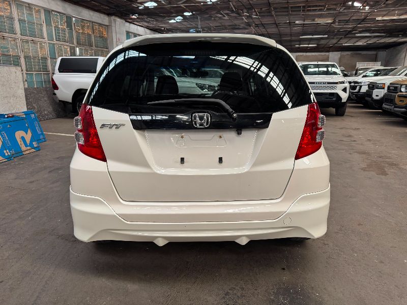  31468  HONDA FIT  2010  