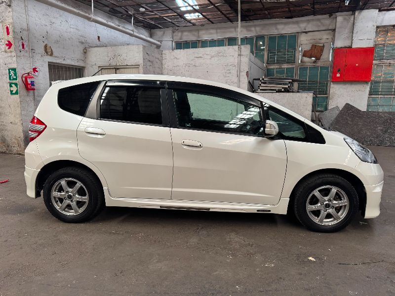  31468  HONDA FIT  2010  