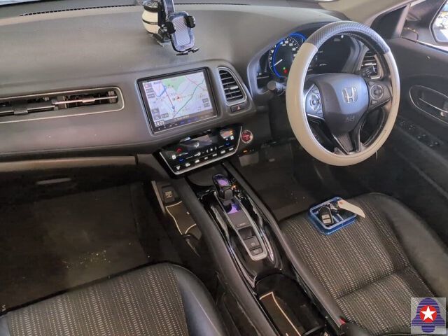  31474  HONDA VEZEL  2017  