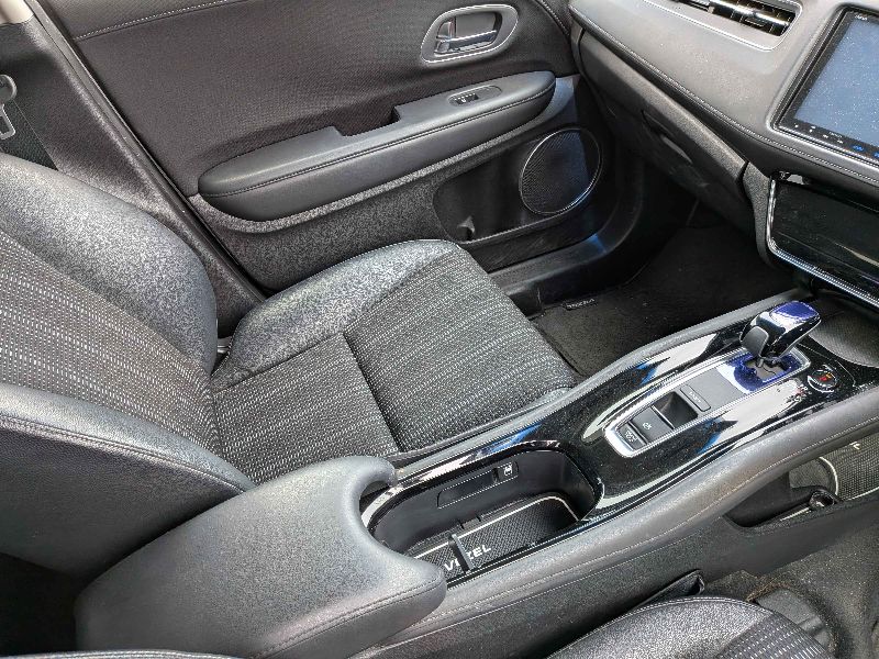  31474  HONDA VEZEL  2017  