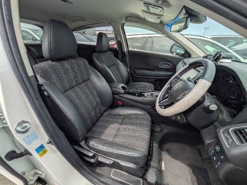  31474  HONDA VEZEL  2017  