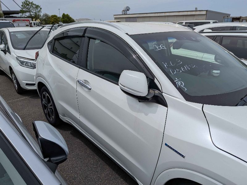  31474  HONDA VEZEL  2017  
