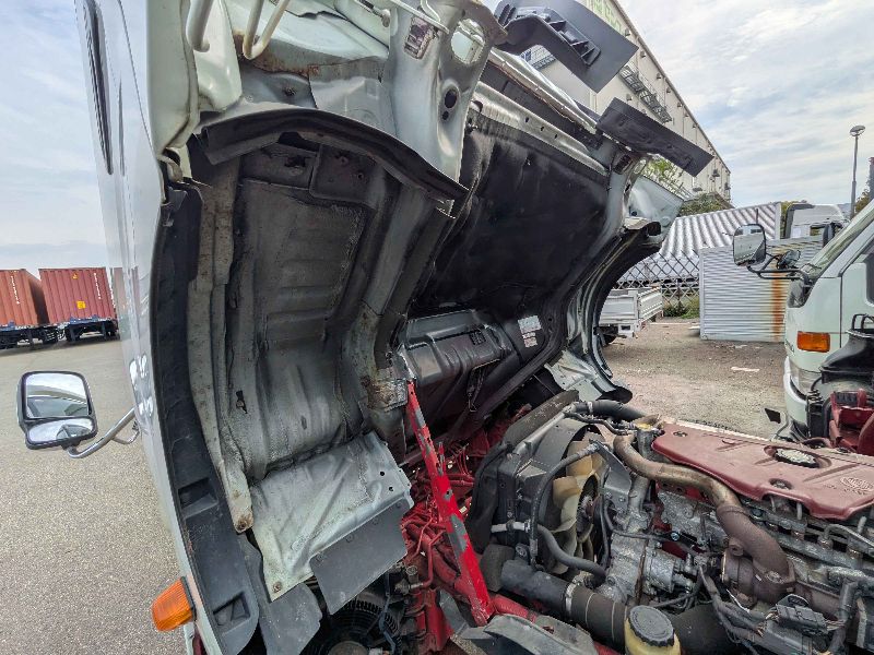  31475  HINO DUTRO  2013  