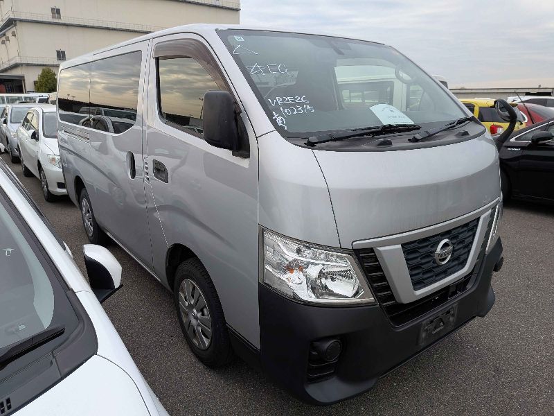  31476  NISSAN CARAVAN  2017  