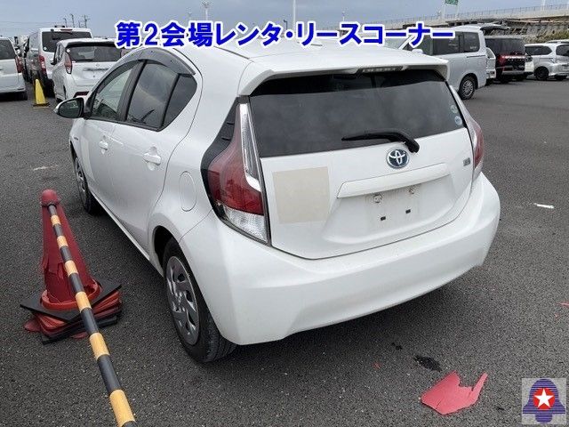  31478  TOYOTA AQUA  2017  