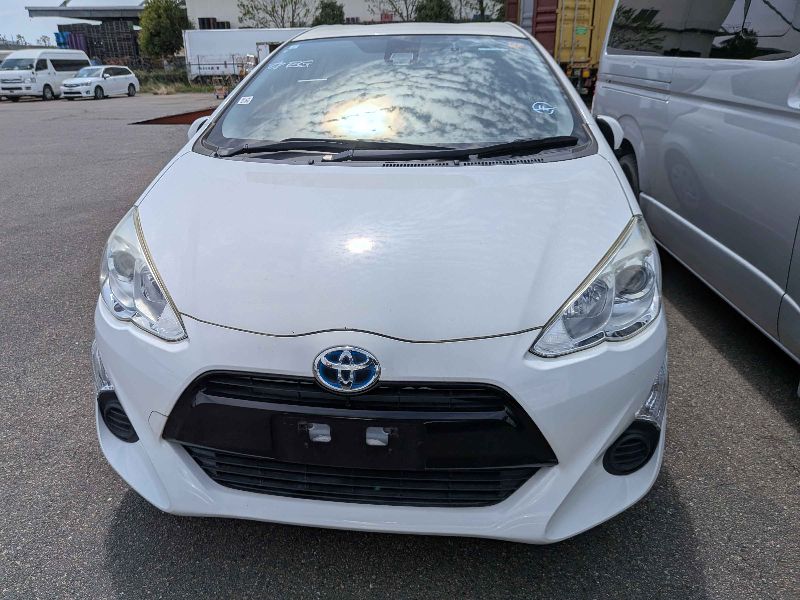  31478  TOYOTA AQUA  2017  