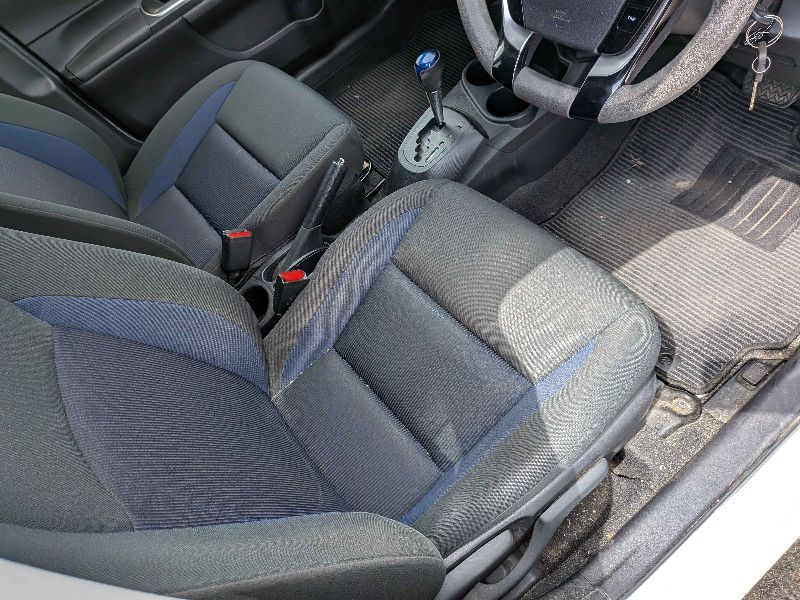  31481  TOYOTA AQUA  2018  