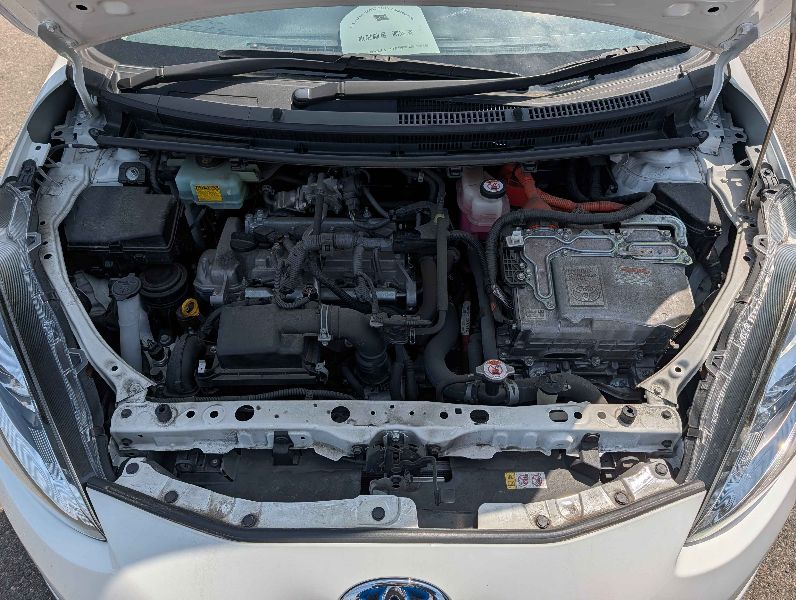  31483  TOYOTA AQUA  2017  