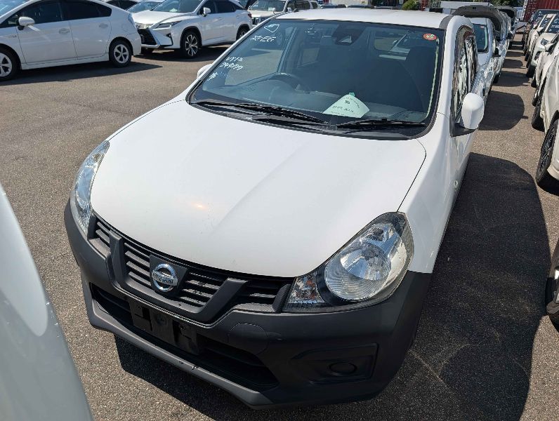  31484  NISSAN AD  2018  
