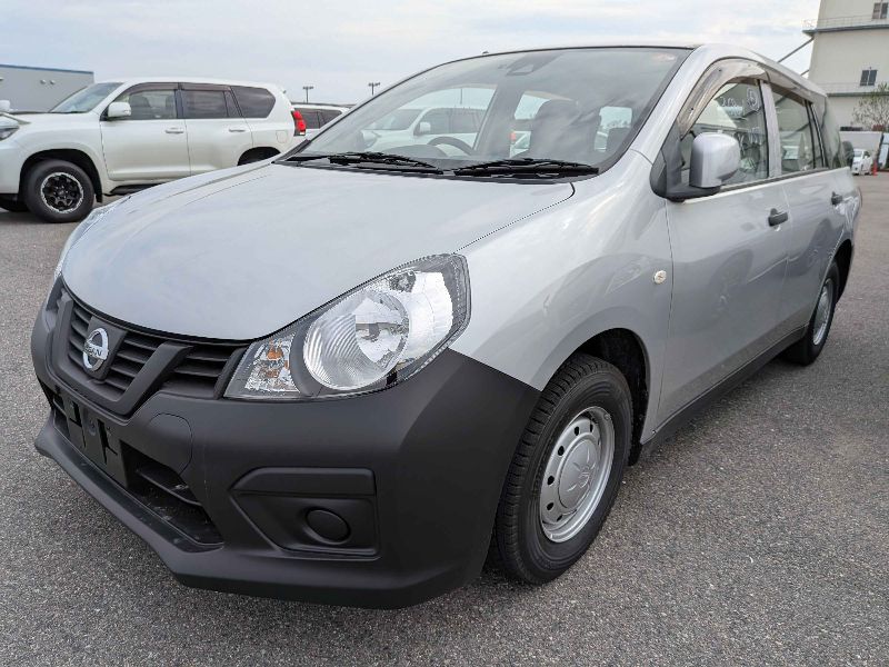  31485  NISSAN AD  2017  