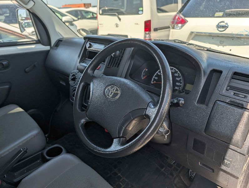  31490  TOYOTA TOWNACE  2018  