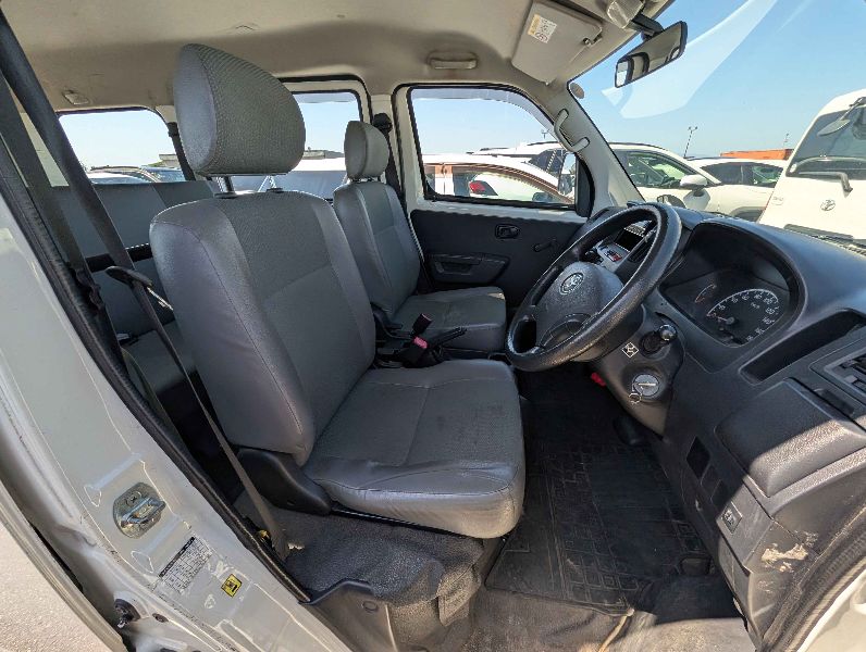  31490  TOYOTA TOWNACE  2018  