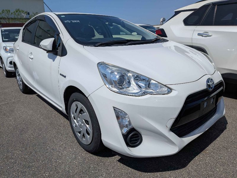  31491  TOYOTA AQUA  2017 