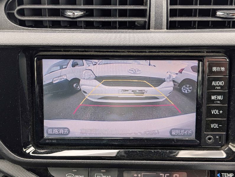  31492  TOYOTA AQUA  2017  