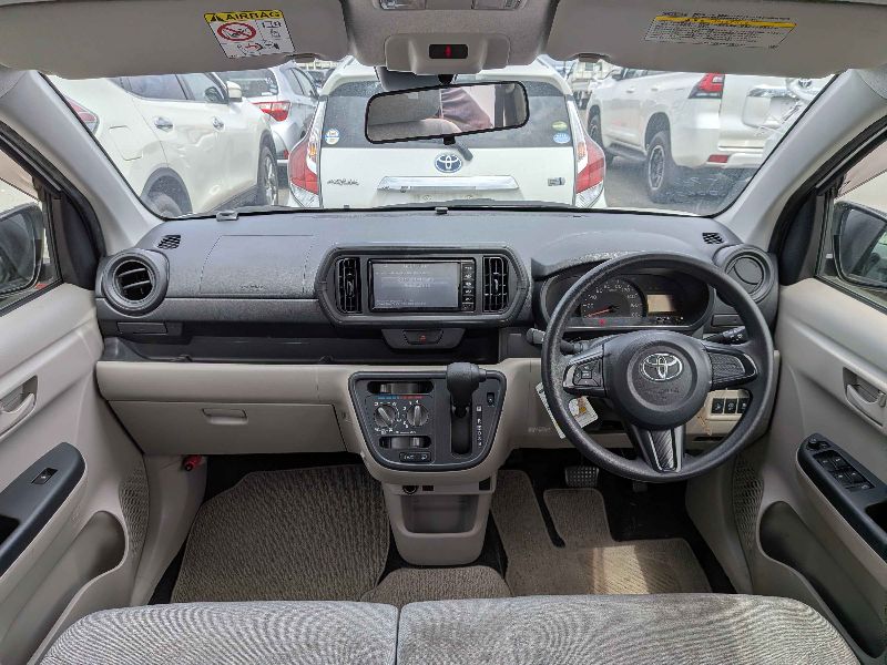  31493  TOYOTA PASSO  2017  