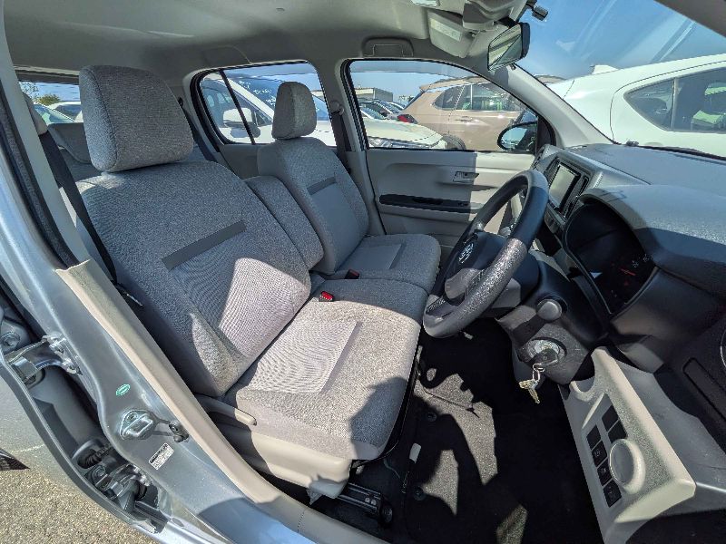  31494  TOYOTA PASSO  2017  