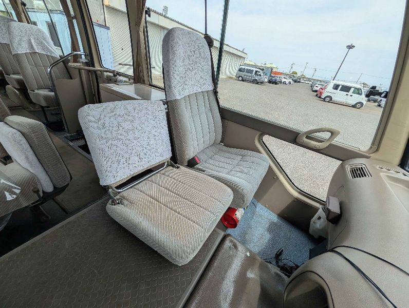  31498  TOYOTA COASTER  2000  