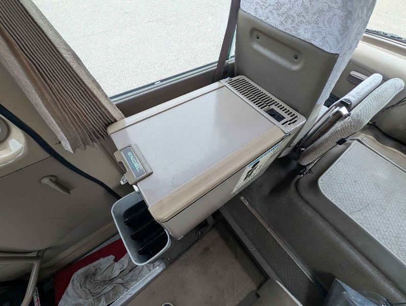  31498  TOYOTA COASTER  2000  