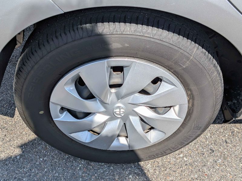  31499  TOYOTA VITZ  2017  