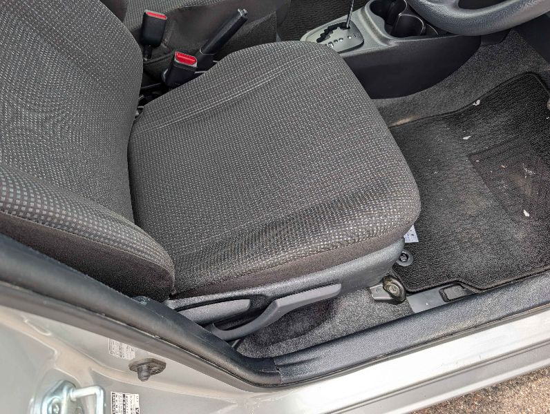  31500  TOYOTA VITZ  2017  