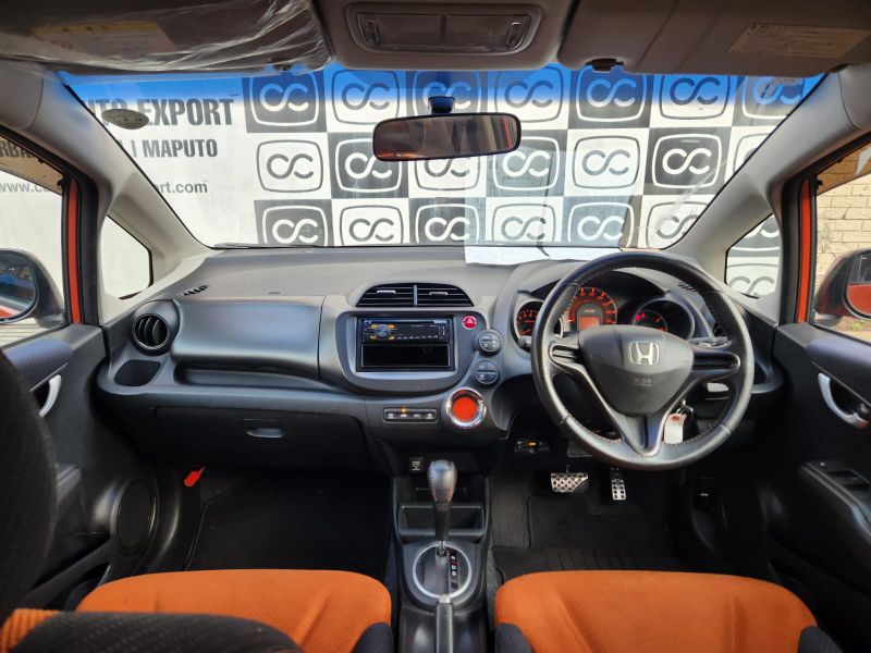  31503  HONDA FIT  2011  
