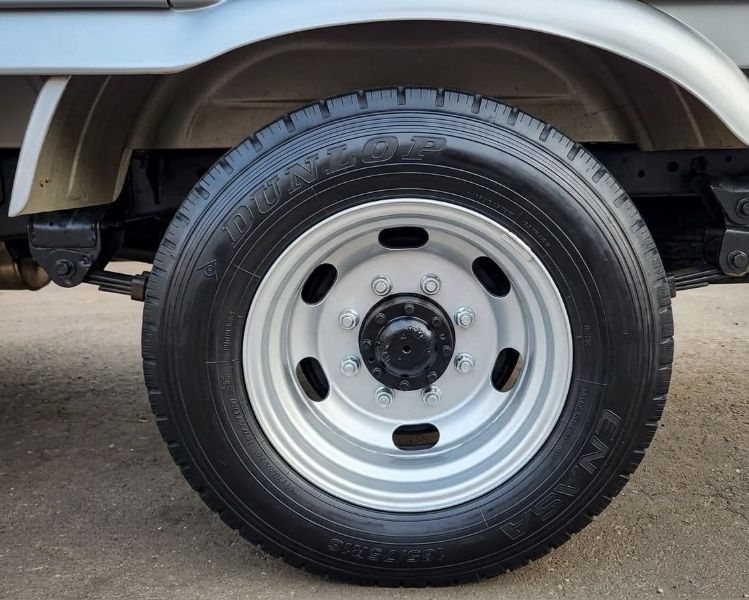  31509  HINO DUTRO TRUCK  2005  