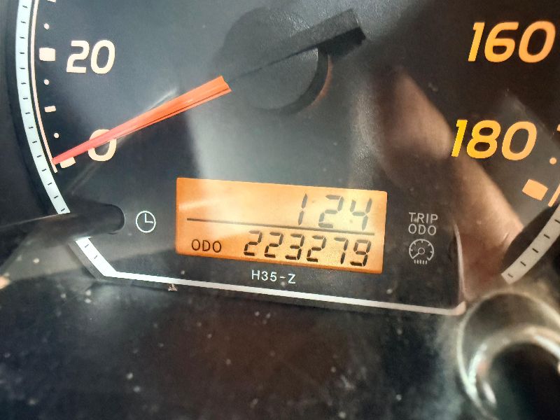  31519  TOYOTA HIACE  2006  