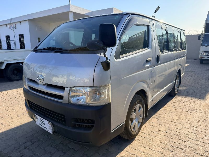  31519  TOYOTA HIACE  2006 