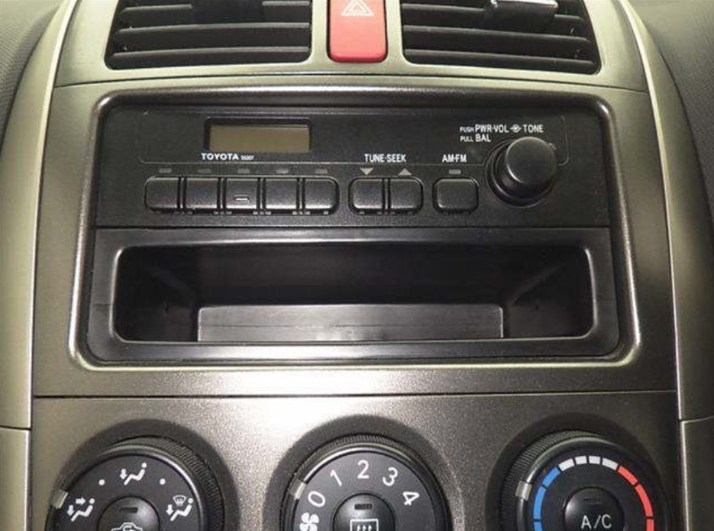  31526  TOYOTA AURIS  2009  