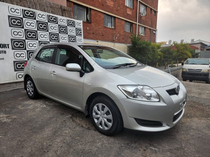  31526  TOYOTA AURIS  2009  