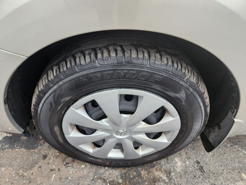  31526  TOYOTA AURIS  2009  