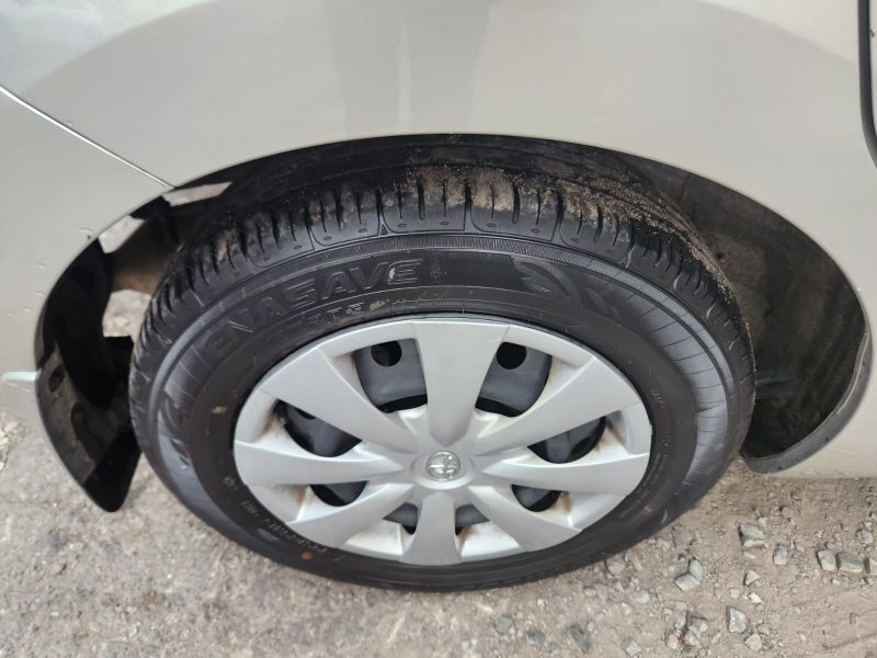  31526  TOYOTA AURIS  2009  