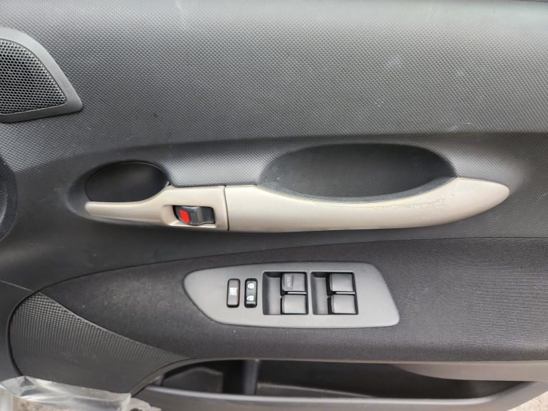  31526  TOYOTA AURIS  2009  