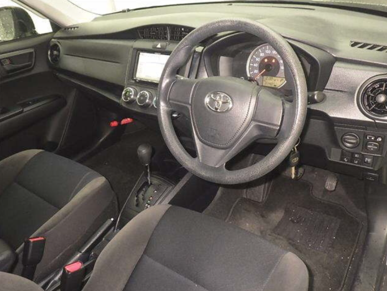  31533  TOYOTA AXIO  2018  