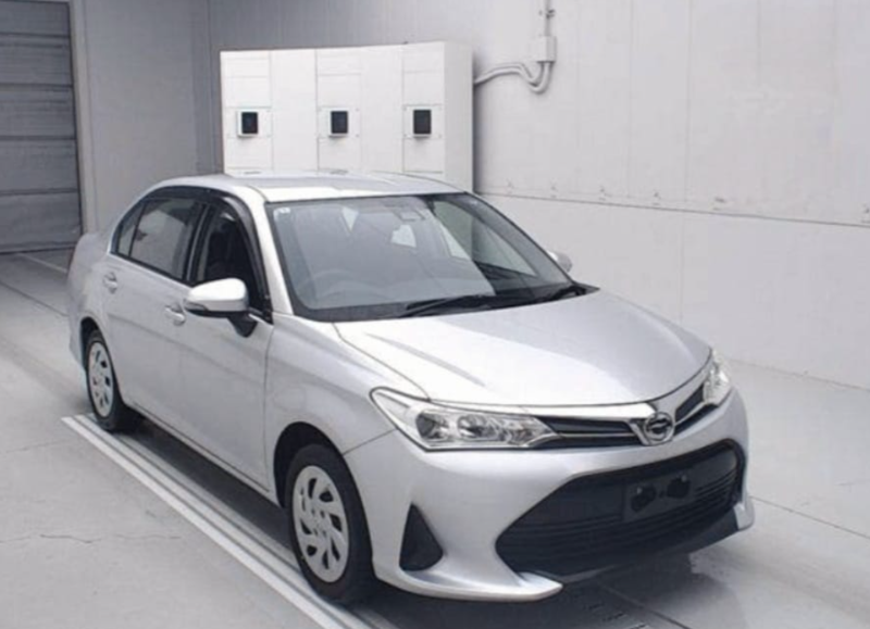 31533  TOYOTA AXIO  2018 
