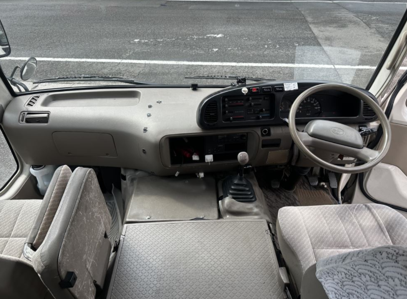  31535  TOYOTA COASTER  1995  