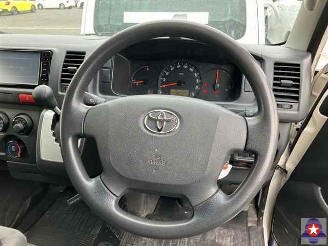  31536  TOYOTA REGIUS ACE  2017  