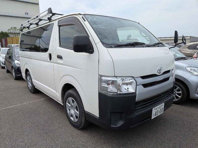  31536  TOYOTA REGIUS ACE  2017  