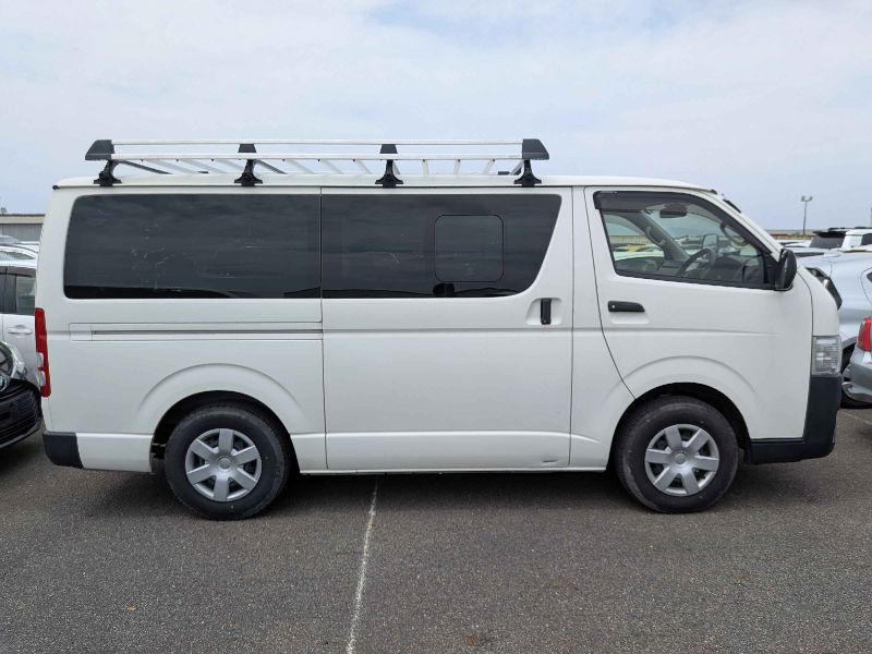  31536  TOYOTA REGIUS ACE  2017  