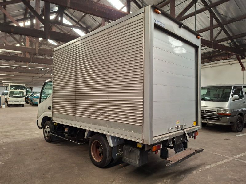  31541  TOYOTA DYNA  2006  