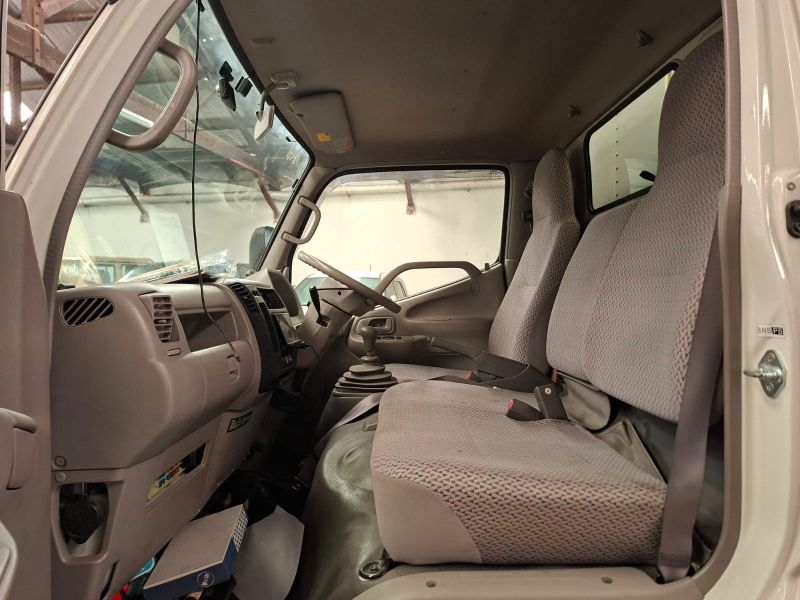  31541  TOYOTA DYNA  2006  