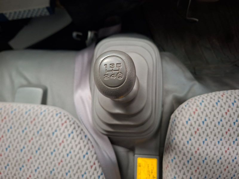  31541  TOYOTA DYNA  2006  