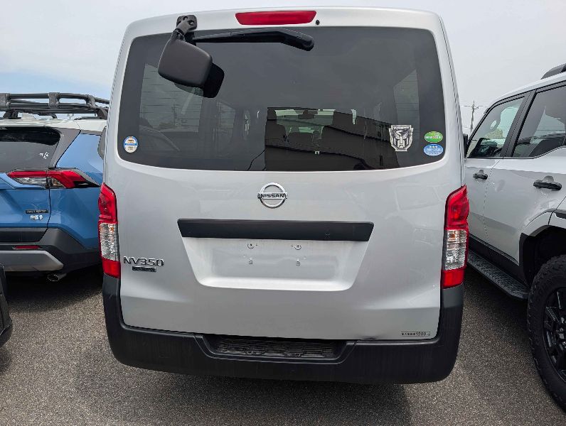 31545  NISSAN CARAVAN  2017  