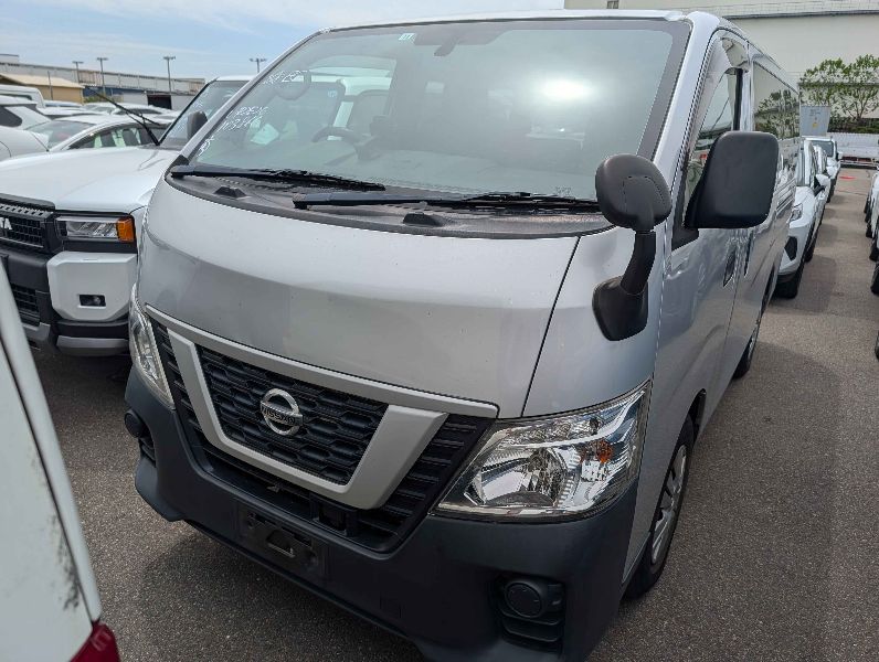  31545  NISSAN CARAVAN  2017  