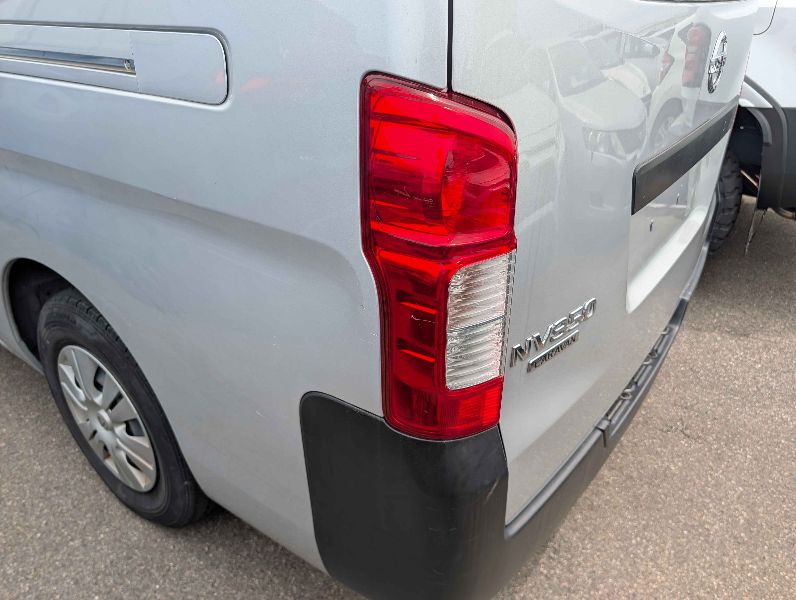  31545  NISSAN CARAVAN  2017  