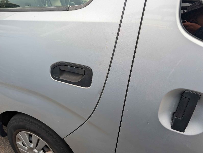  31545  NISSAN CARAVAN  2017  